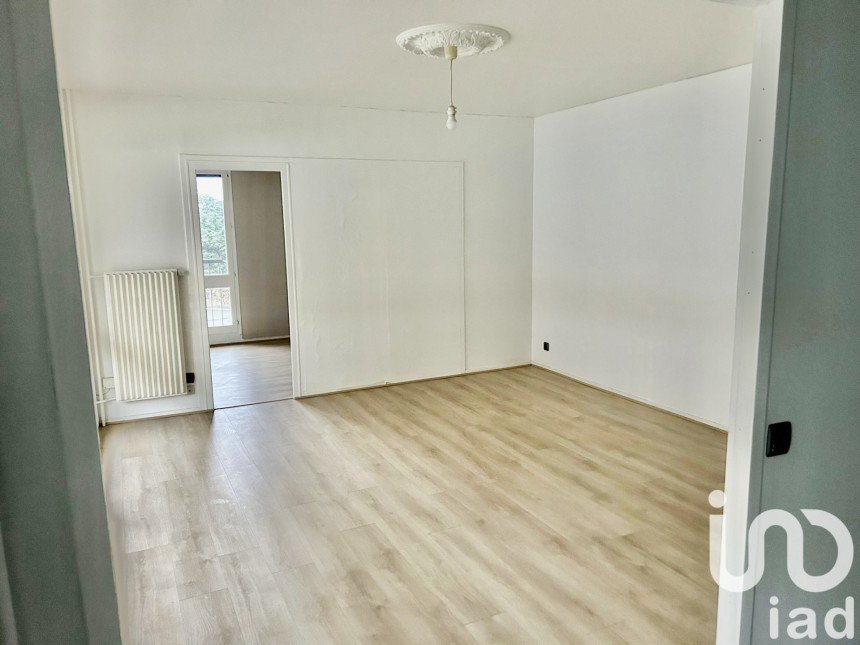 Appartement 3 pièces de 66 m² à Saint-Étienne (42100)