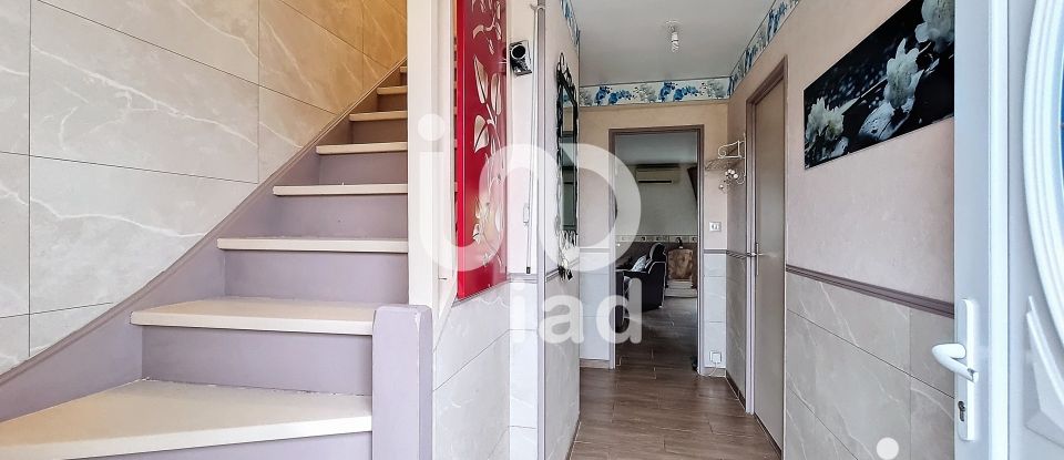 Maison 4 pièces de 90 m² à Caudebec-lès-Elbeuf (76320)