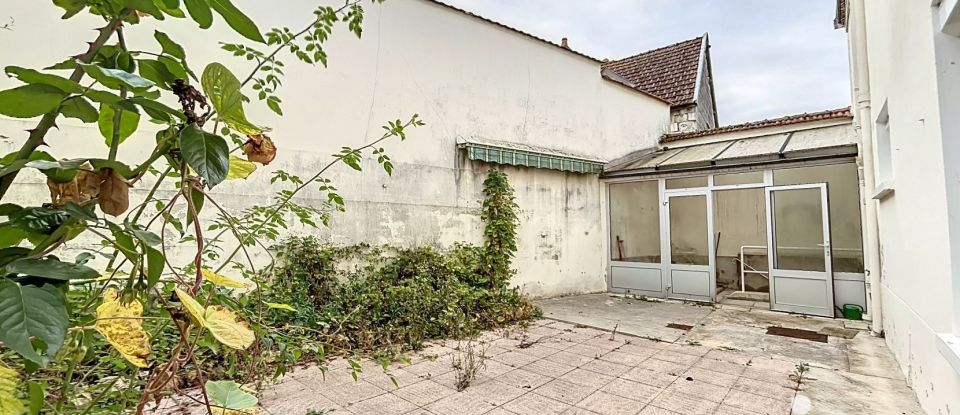 Maison traditionnelle 7 pièces de 137 m² à Ambonnay (51150)