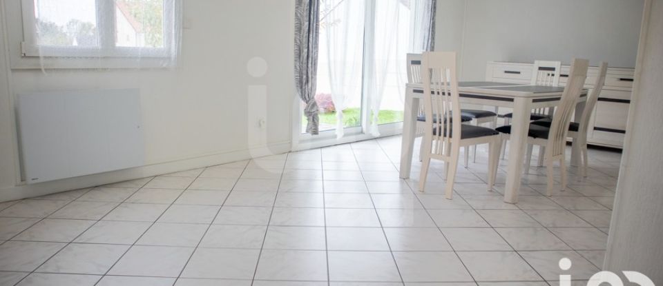 Maison 5 pièces de 94 m² à Mouroux (77120)