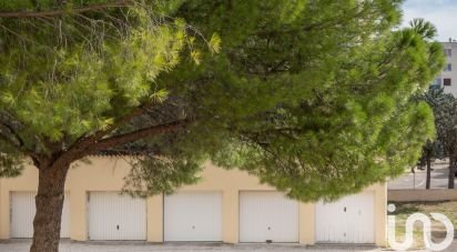 Parking/garage/box de 15 m² à Salon-de-Provence (13300)