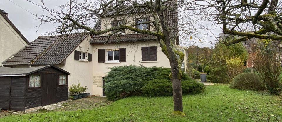 Traditional house 6 rooms of 88 m² in Vulaines-sur-Seine (77870)