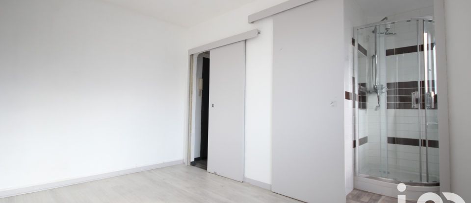 Apartment 2 rooms of 39 m² in Les Clayes-sous-Bois (78340)