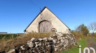 Grange 2 pièces de 130 m² à Saint-Bonnet-de-Salers (15140)