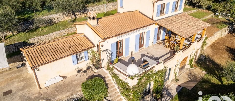 Maison 5 pièces de 109 m² à Cabris (06530)