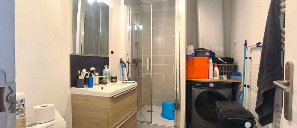 Immeuble de 68 m² à Poitiers (86000)