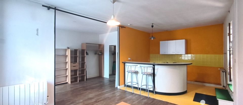 Immeuble de 68 m² à Poitiers (86000)