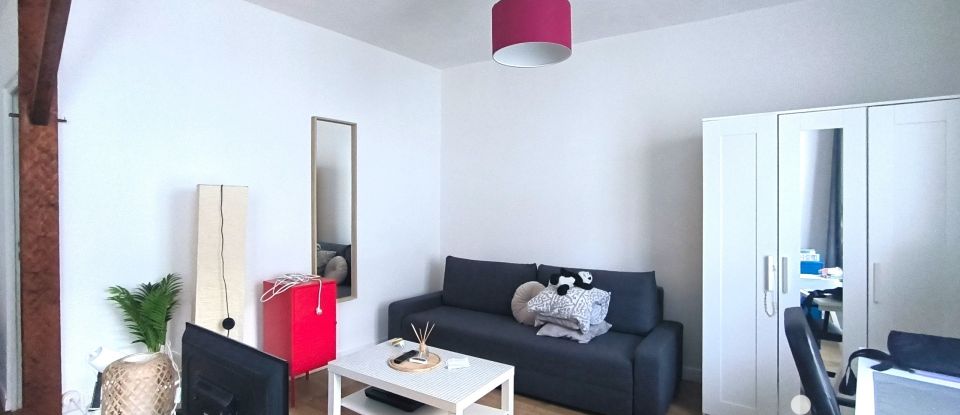 Immeuble de 68 m² à Poitiers (86000)