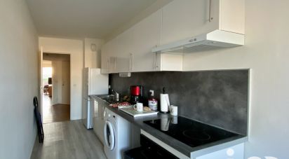 Appartement 2 pièces de 56 m² à Bordeaux (33200)