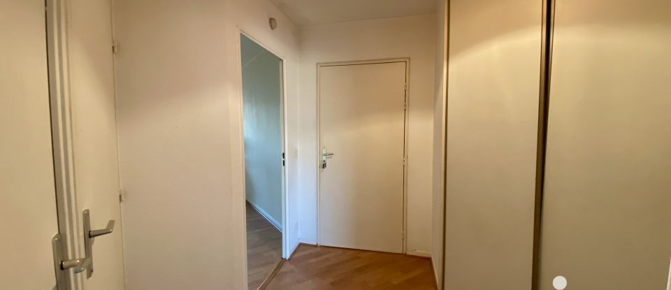 Appartement 2 pièces de 56 m² à Bordeaux (33200)