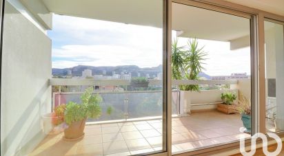 Appartement 3 pièces de 73 m² à Marseille (13008)