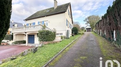 Maison 8 pièces de 133 m² à Saint-Rémy (14570)