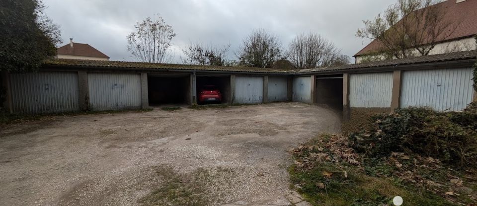 Immeuble de 365 m² à Langres (52200)