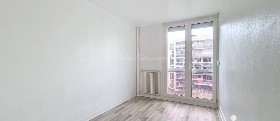 Appartement 2 pièces de 50 m² à Maurepas (78310)