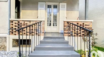 Maison 8 pièces de 169 m² à Ris-Orangis (91130)