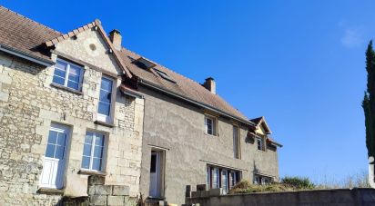 Maison traditionnelle 8 pièces de 180 m² à Thuré (86540)