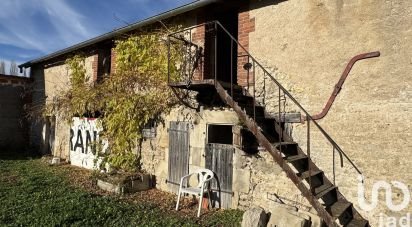 Maison de campagne 4 pièces de 121 m² à Ussel-d'Allier (03140)