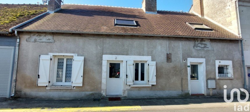 House 4 rooms of 87 m² in Contres (41700)