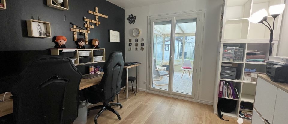 Maison 6 pièces de 127 m² à Éragny (95610)