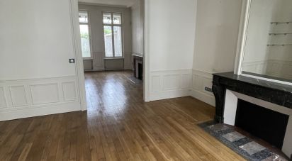 Maison 6 pièces de 162 m² à Saint-Quentin (02100)