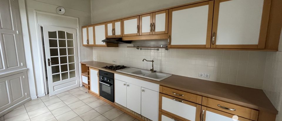 Maison 6 pièces de 162 m² à Saint-Quentin (02100)