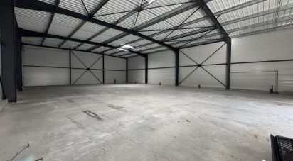 Local d'activités de 421 m² à Azay-le-Brûlé (79400)