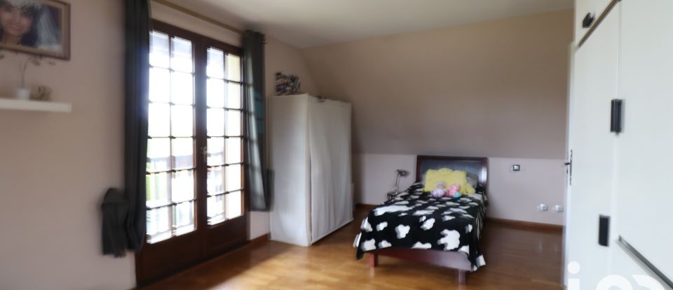 House 8 rooms of 296 m² in VIEUX-VILLEZ (27600)