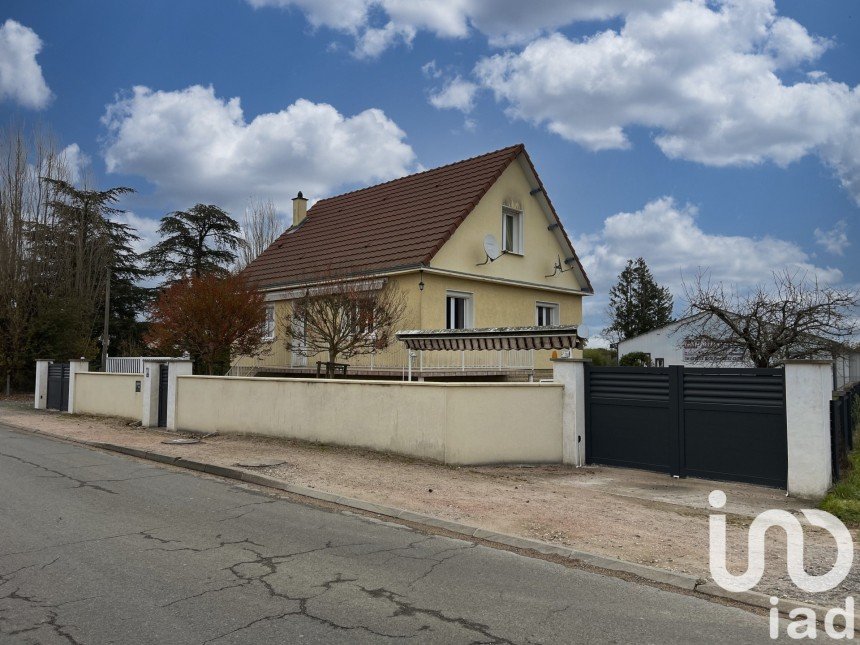 Maison traditionnelle 5 pièces de 106 m² à Chassenard (03510)