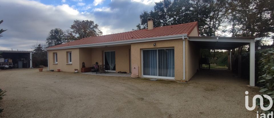 Maison 4 pièces de 130 m² à Villeneuve-sur-Allier (03460)