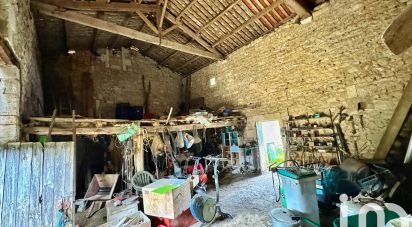 Barn conversion 1 room of 102 m² in Soyaux (16800)