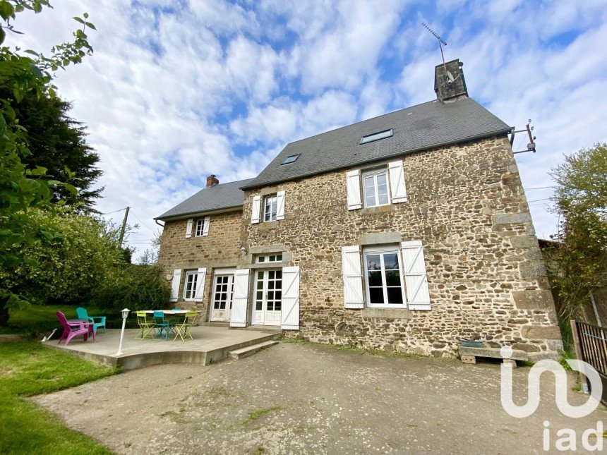 Country house 6 rooms of 148 m² in Marcilly (50220)