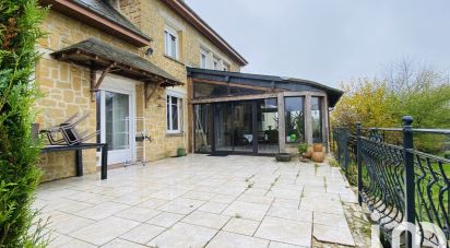 Maison 8 pièces de 211 m² à Les Petites-Armoises (08390)