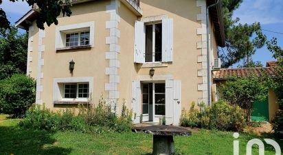 Maison 7 pièces de 159 m² à Vélines (24230)