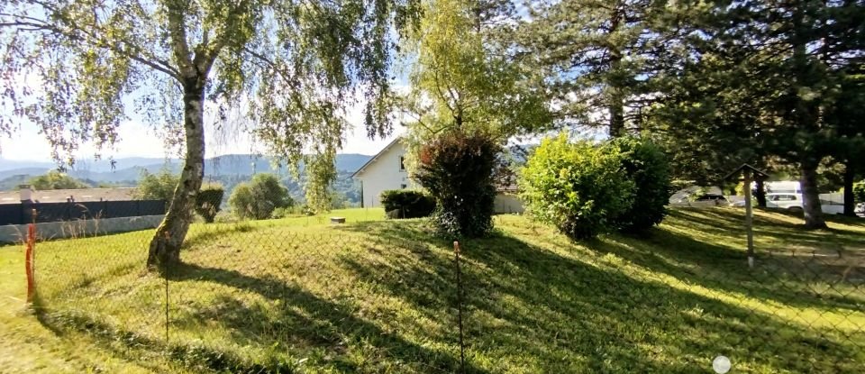 Land of 549 m² in Cruet (73800)