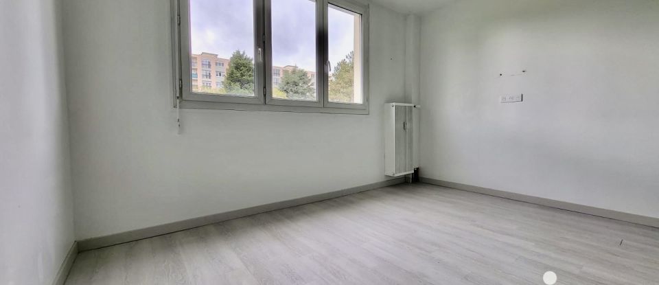 Appartement 5 pièces de 93 m² à Villars (42390)