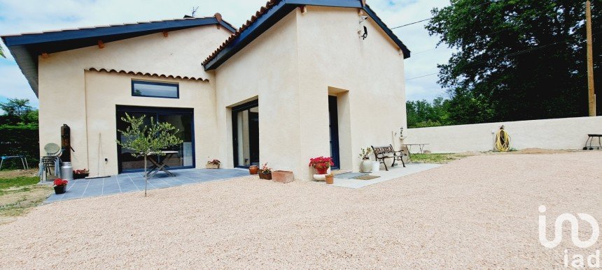 Maison 5 pièces de 175 m² à Guéreins (01090)