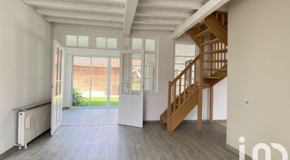 Maison 7 pièces de 177 m² à Blangy-Tronville (80440)