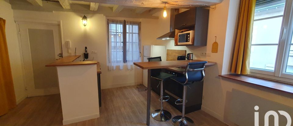 Studio 1 room of 28 m² in Orléans (45000)