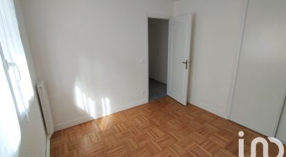 Appartement 3 pièces de 69 m² à Paris (75018)