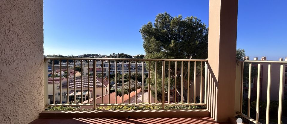 Appartement 3 pièces de 65 m² à Six-Fours-les-Plages (83140)