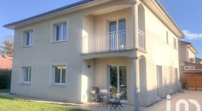 Maison 7 pièces de 175 m² à Saint-Genis-Pouilly (01630)