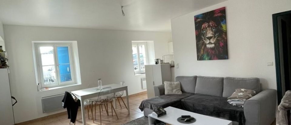 Immeuble de 703 m² à Saint-Mandé-sur-Brédoire (17470)