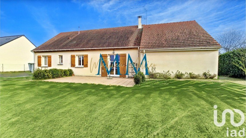 Pavilion 4 rooms of 88 m² in Meslay-le-Vidame (28360)