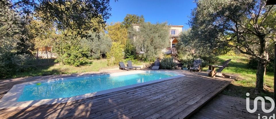 House 6 rooms of 138 m² in Seillons-Source-d'Argens (83470)