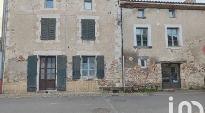 Maison 4 pièces de 71 m² à Manot (16500)