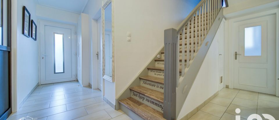 Maison 6 pièces de 145 m² à Clouange (57185)