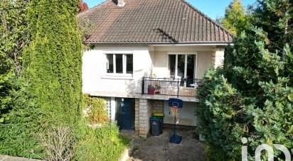 Traditional house 5 rooms of 115 m² in Villecresnes (94440)