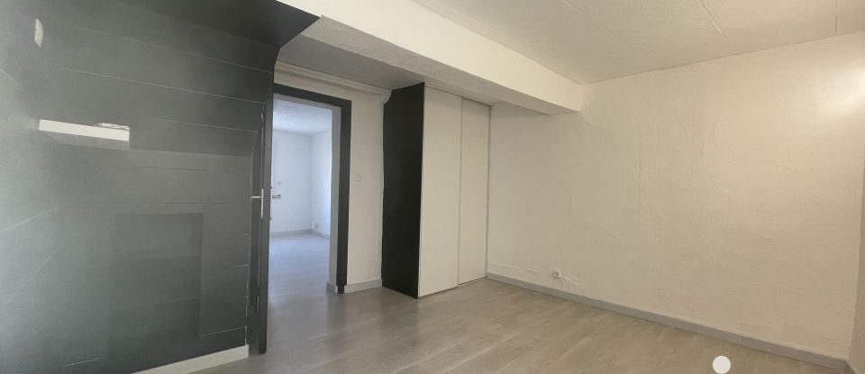 Maison 4 pièces de 80 m² à Pézilla-la-Rivière (66370)