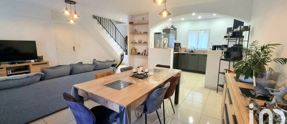 Maison 4 pièces de 80 m² à Pont-Saint-Esprit (30130)