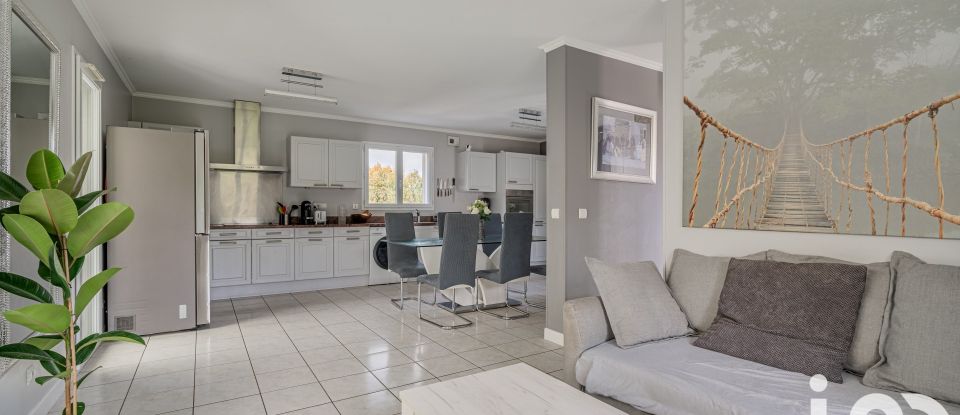 Maison 5 pièces de 113 m² à Amancy (74800)